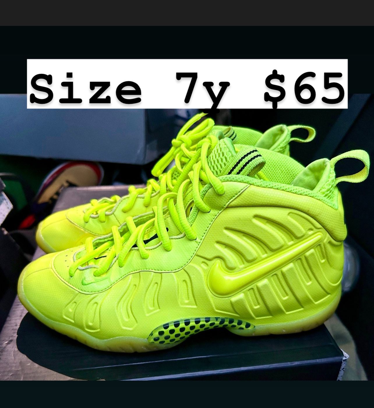 Nike Foams Electric Yellow Size 7y