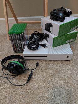 Xbox One S - Read description