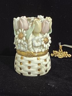 Lenox Collectible Trinket Flower Basket With Pendant