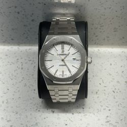 AP Plain Watch - Royal Oak