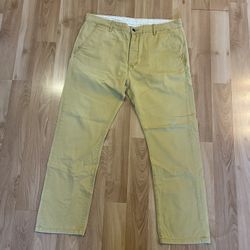 Yellow Levi’s Jeans