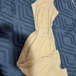 Women Beige Dress / Midi dress / Veztido