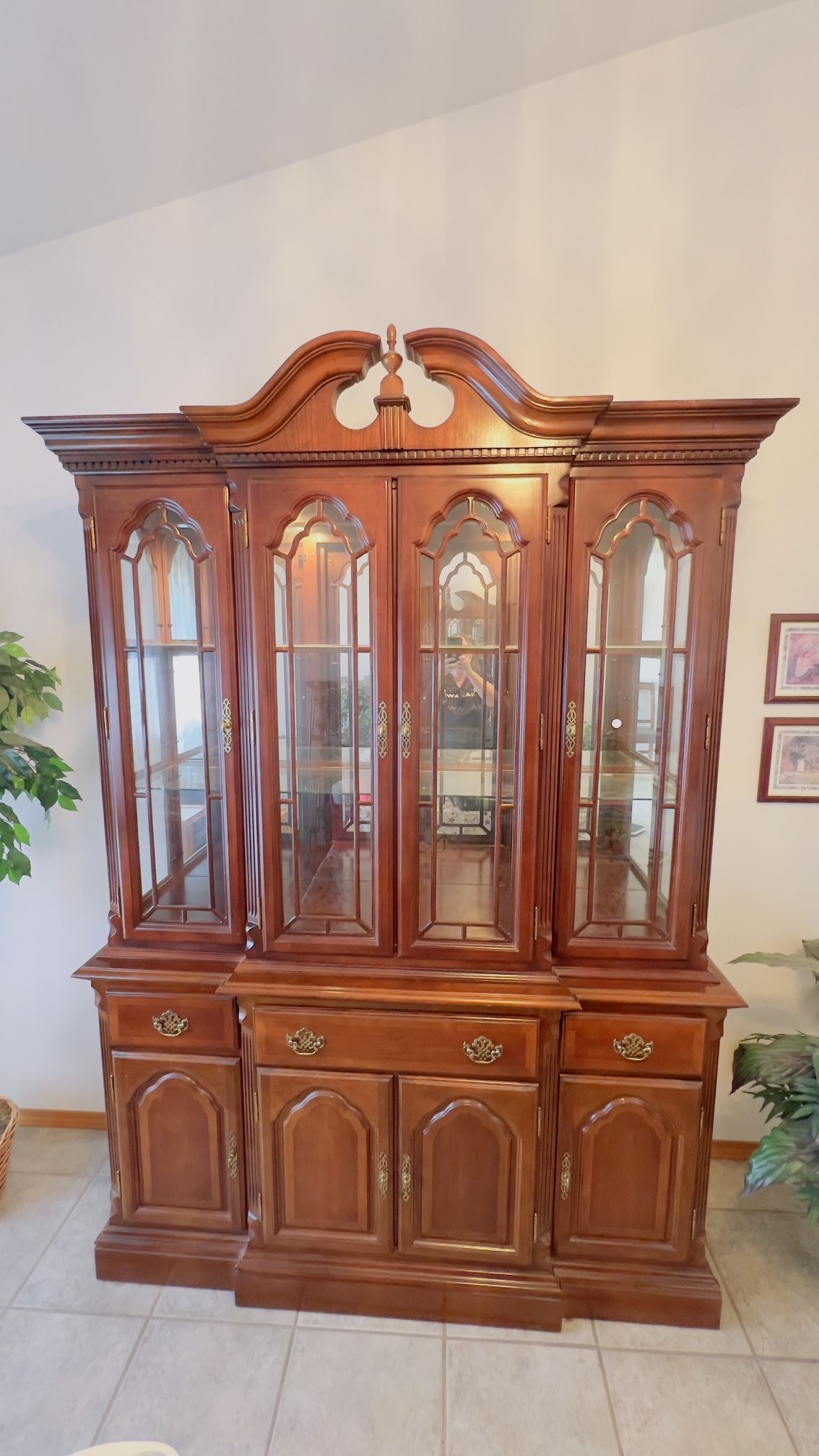 MUST SELL - Beautiful Lighted Cherry Wood China Cabinet