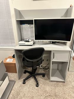 SEMI NEW DESK, XBOX, MONITOR