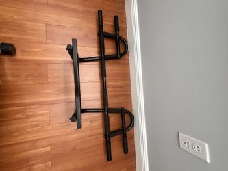 Pull Up Bar