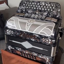 Accordion/ Acordeon