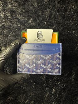 Go yard card holder