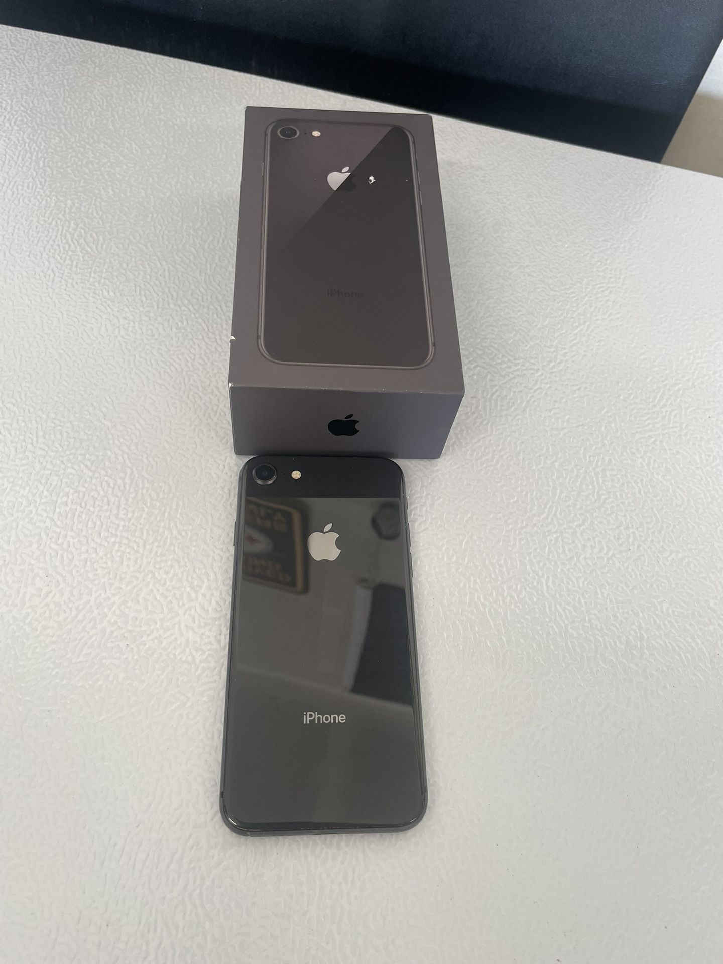 iPhone 8 Unlocked.