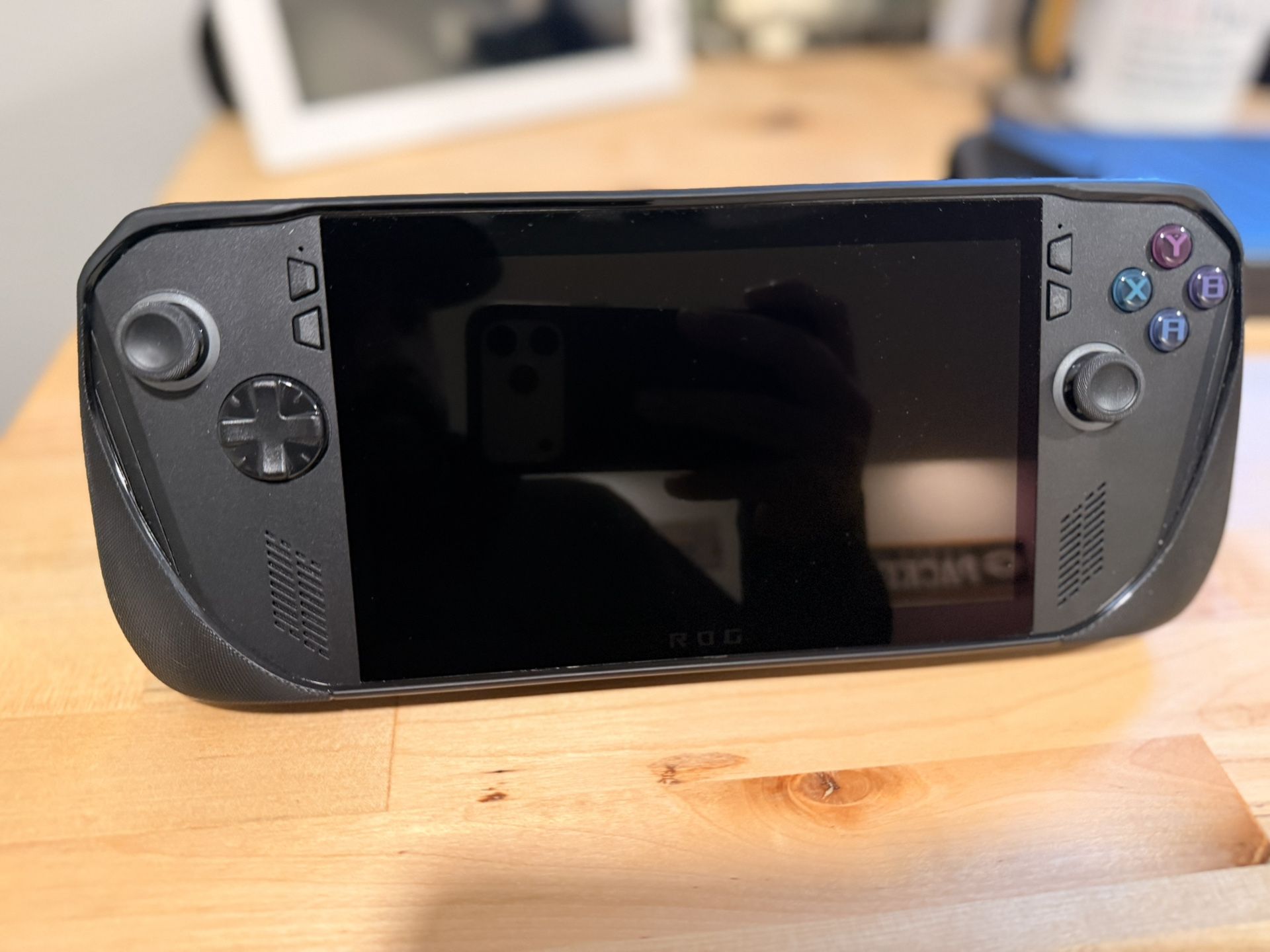 Rog Ally X With Accessories 