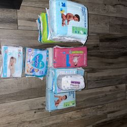 Unopened Diapers Sizes New Born Up To Size 4 