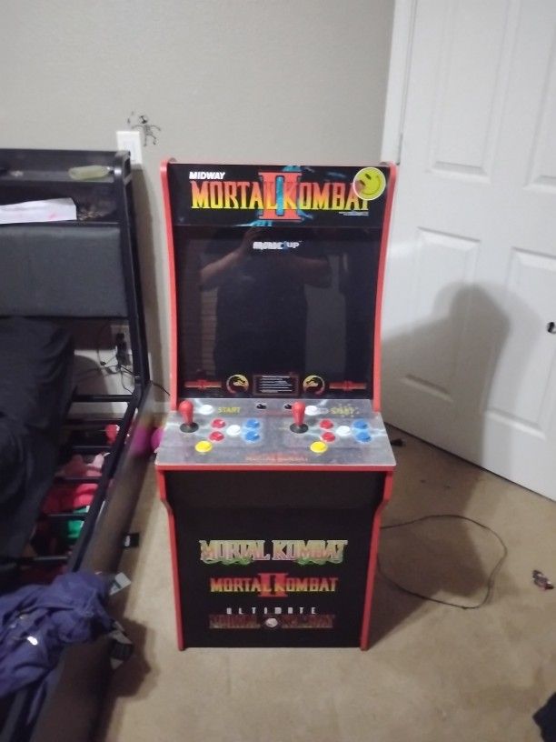 Mortal Kombat Arcade 1up