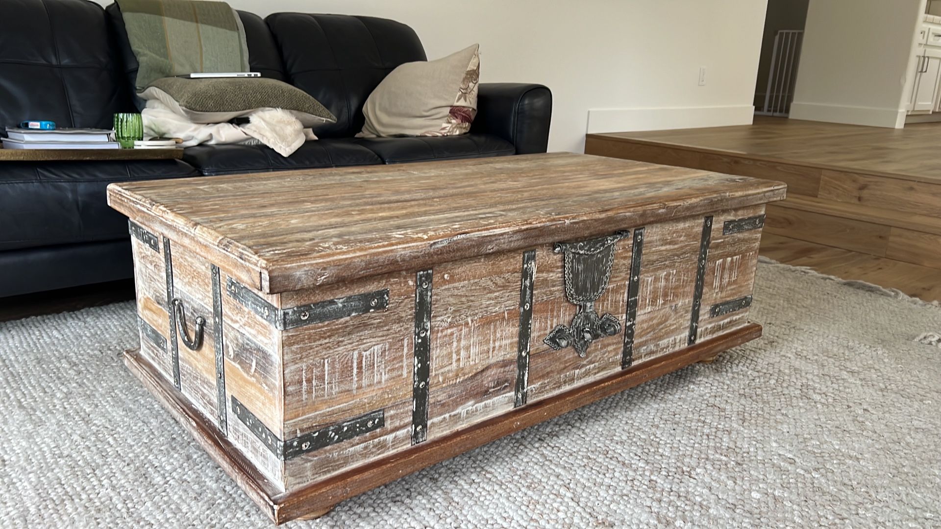Pottery Barn Farmhouse Coffee Table