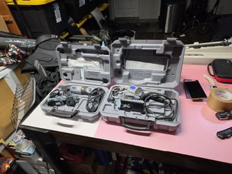 2 Dremel tools