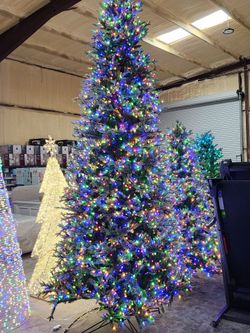 12ft Large Pre-Lit Artificial Christmas Tree ( Costco)
