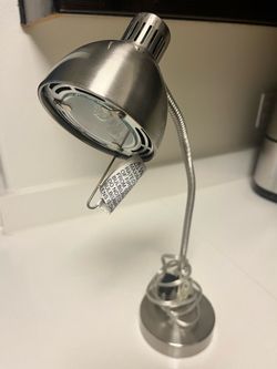 Desk lamp