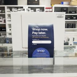 2022 13" Macbook Air M2/8GB/256GB