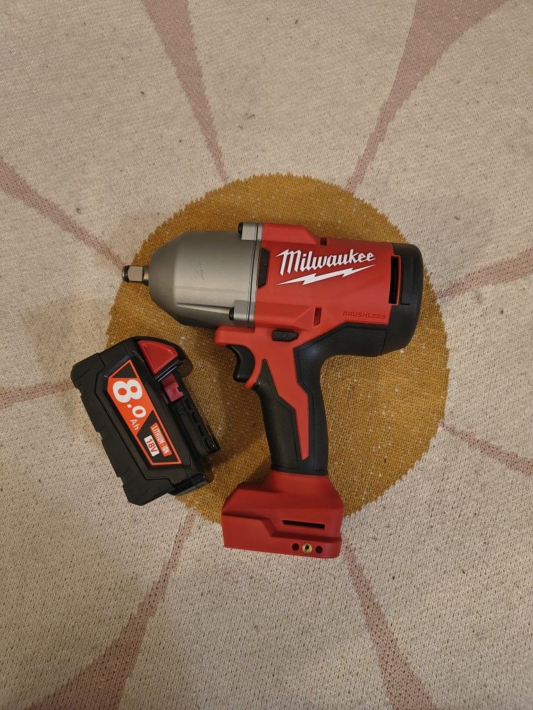 Milwaukee Impact Wrench (TOOL ONLY)high Torque 1/2"