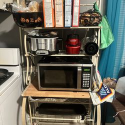 Household items ; Bedset, Dresser, Night stand? microwave, air fryer more 