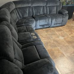 New Reclining Sectional.  Grey Velvet Plush.  124 X 111 X 40H.  Free Delivery!