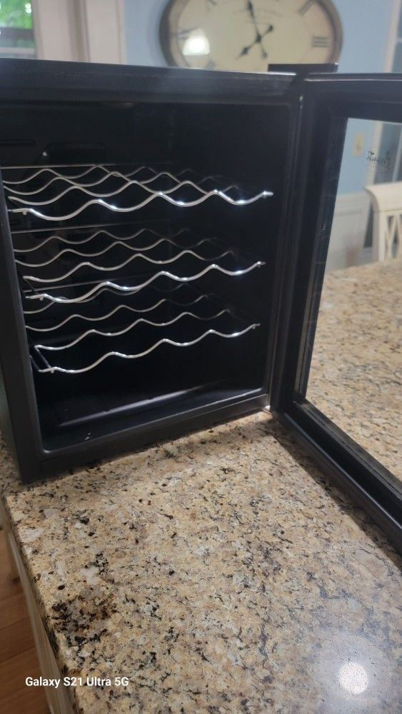 Avanti Wine Cooler