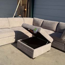 6 PIECE MODULAR SECTIONAL WITH STORAGE OTTOMAN 