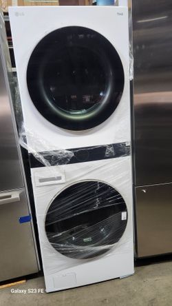 LG WashTower WKE100HWA Stacked Washer and Dryer