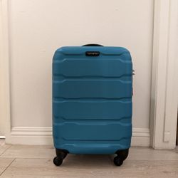 Samsonite Luggage Set (1 Medium + 1 Small)