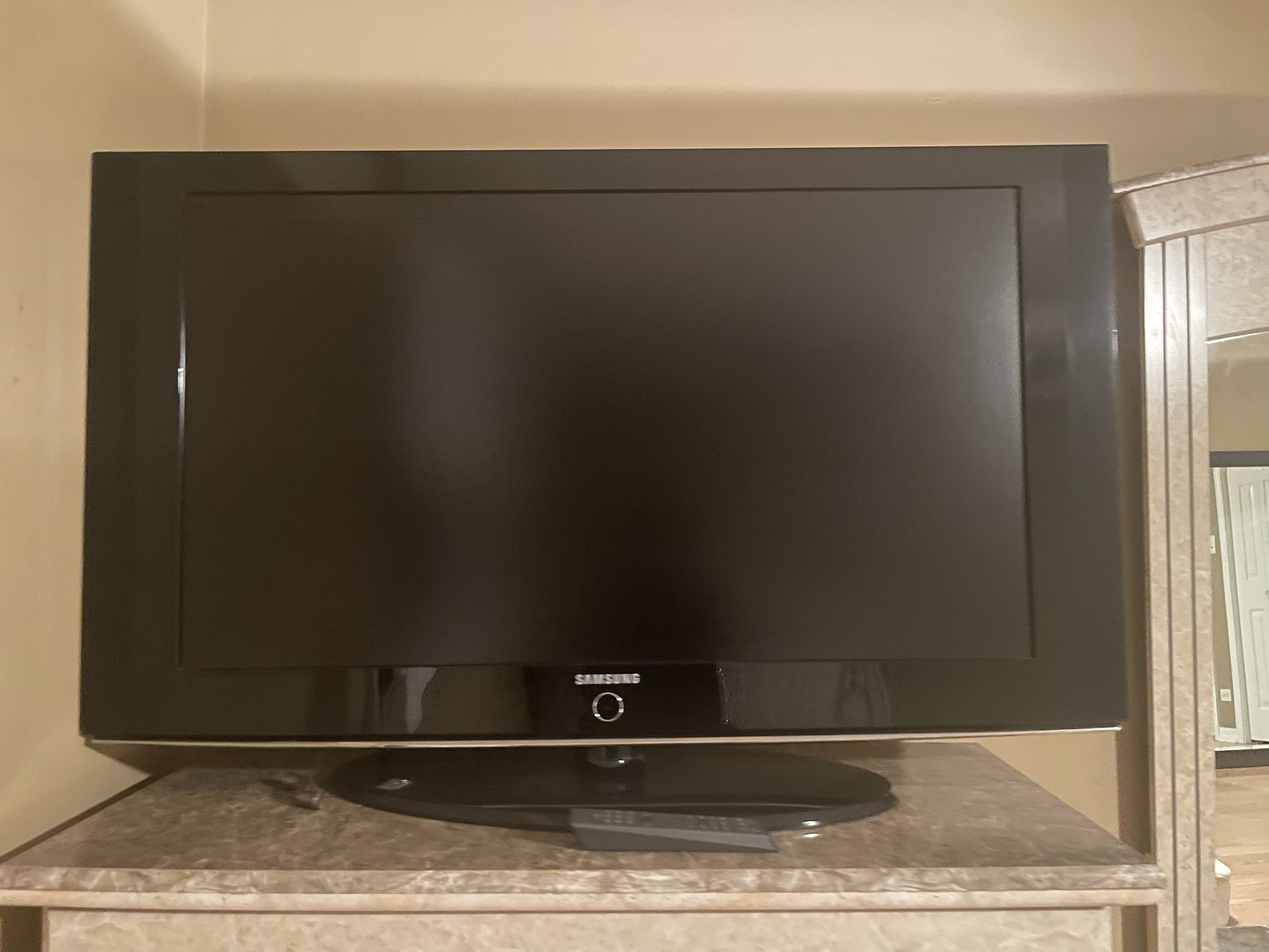 Samsung 46” Tv 