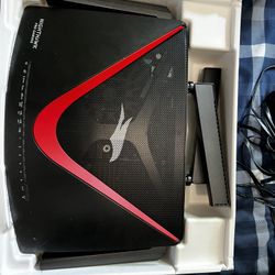 Nighthawk  Pro Gaming Xr700 Gaming Router