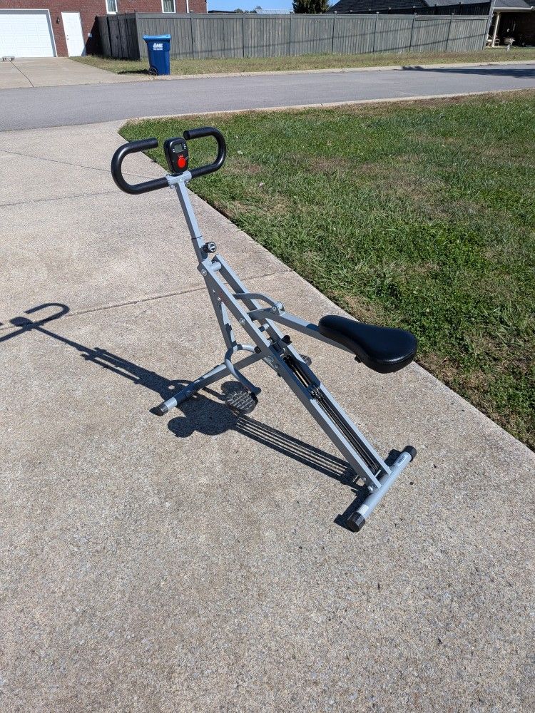 Sunny Row-N-Ride Squat Trainer – Like New!