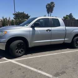 2010 Toyota Tundra 
