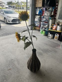 Florero De Girasol