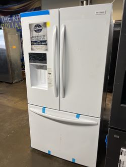 NEW OPEN BOX FRIGIDAIRE GLOSS WHITE FRENCH STYLE REFRIGERATOR
