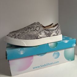 New Shoes With Box 7M Women’s 