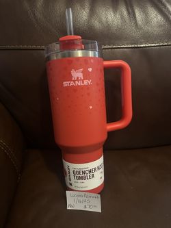 Stanley Valentine 40oz  New 