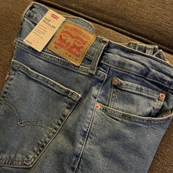 Jeans LEVI new Size 34/30