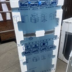 Frigidaire 20 Cu Top Freezer New 