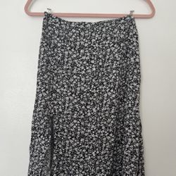 Black Long Skirt With Little White Flowers Size S