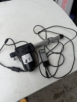Leggett & Platt (contact info removed) Linear Actuator Motor with Remote