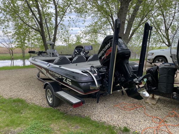 2013 fishing boat nitro z6