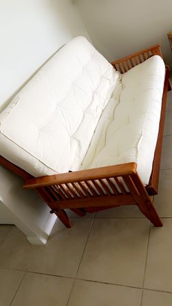 Futon-Excellent Conditions And Very Confortable.