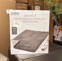 Ultra wide microplush heating pad