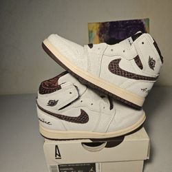 Size 10c - Kids A Ma Maniere Jordan 1's - $85
