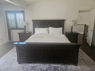 Like new california king bed frame, Ashley Furniture
