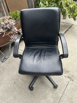 adjustable leather chair $25