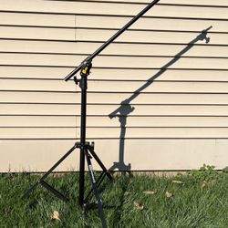 Brand New Avenger A4041B Baby Combi Boom Stand