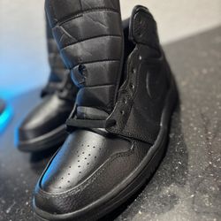 Jordan 1 Triple Black Men’s Sneaker