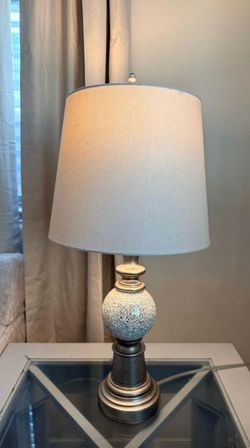 Table lamp