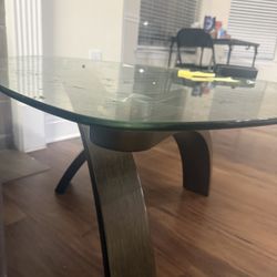 Coffee Table For Sale 75$