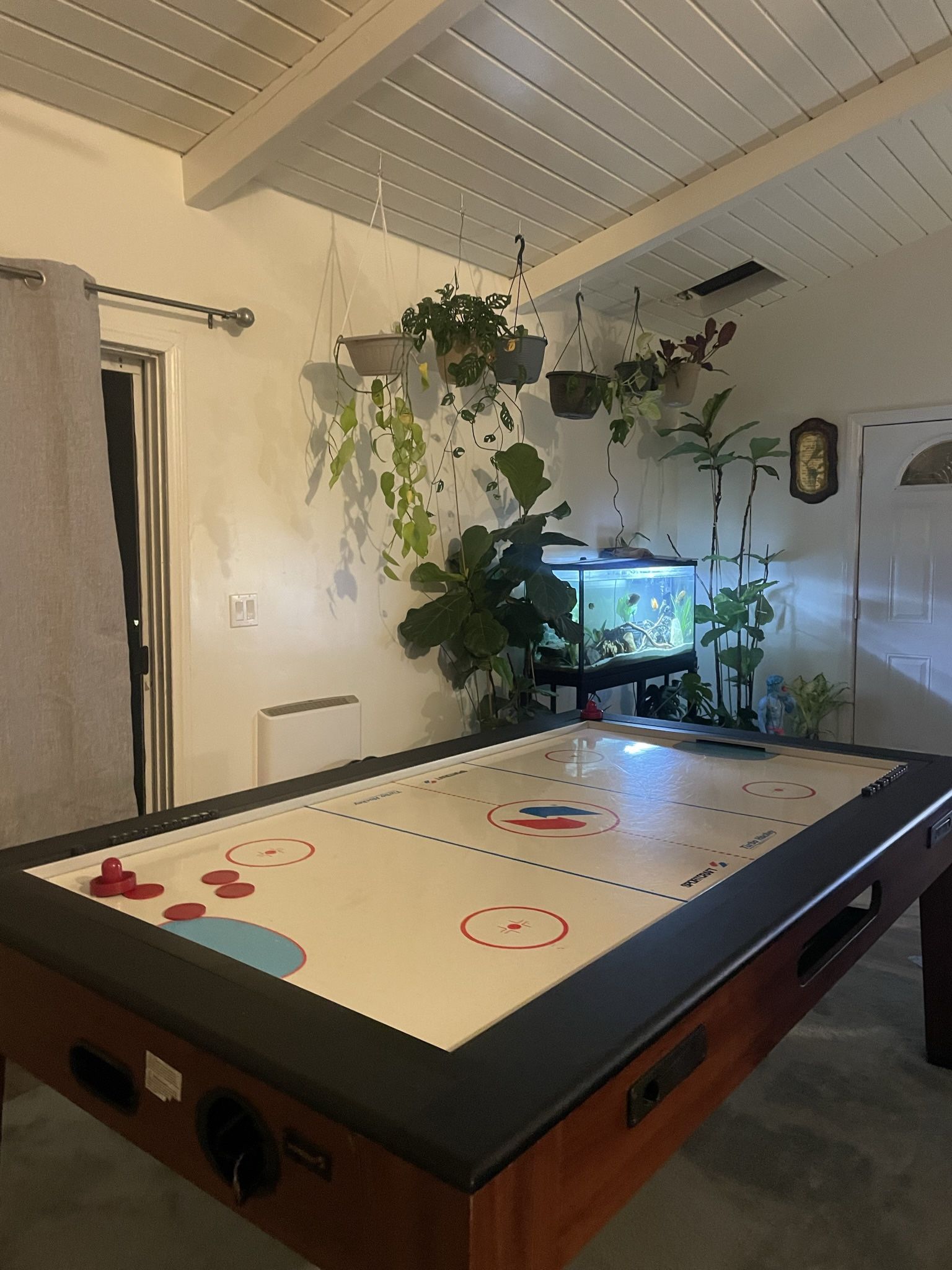 Pool Table/ Powered Air Hockey